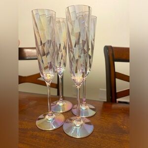 Set of 4 Iridescent Champagne Flutes